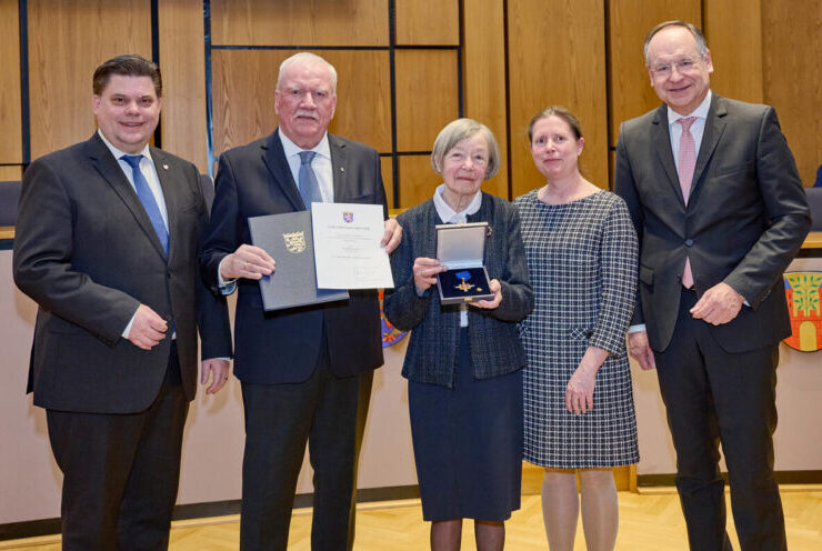 Hessischer Verdienstorden für Ingrid Bickmann -Herzlichen Glückwunsch
