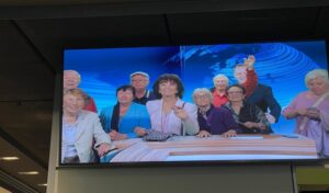 Einmal selbst auf dem Fernsehschirm erscheinen.